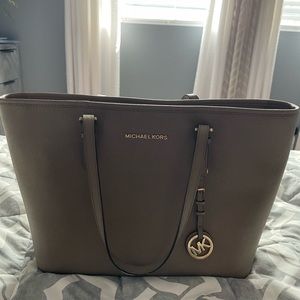 Michael kors gray tote purse